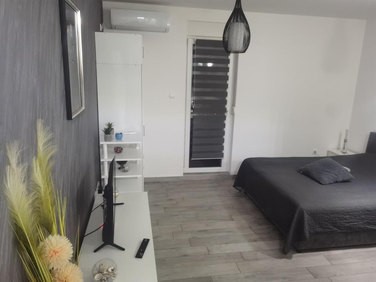 Apartmán Danica Sremska Mitrovica Exteriér fotografie