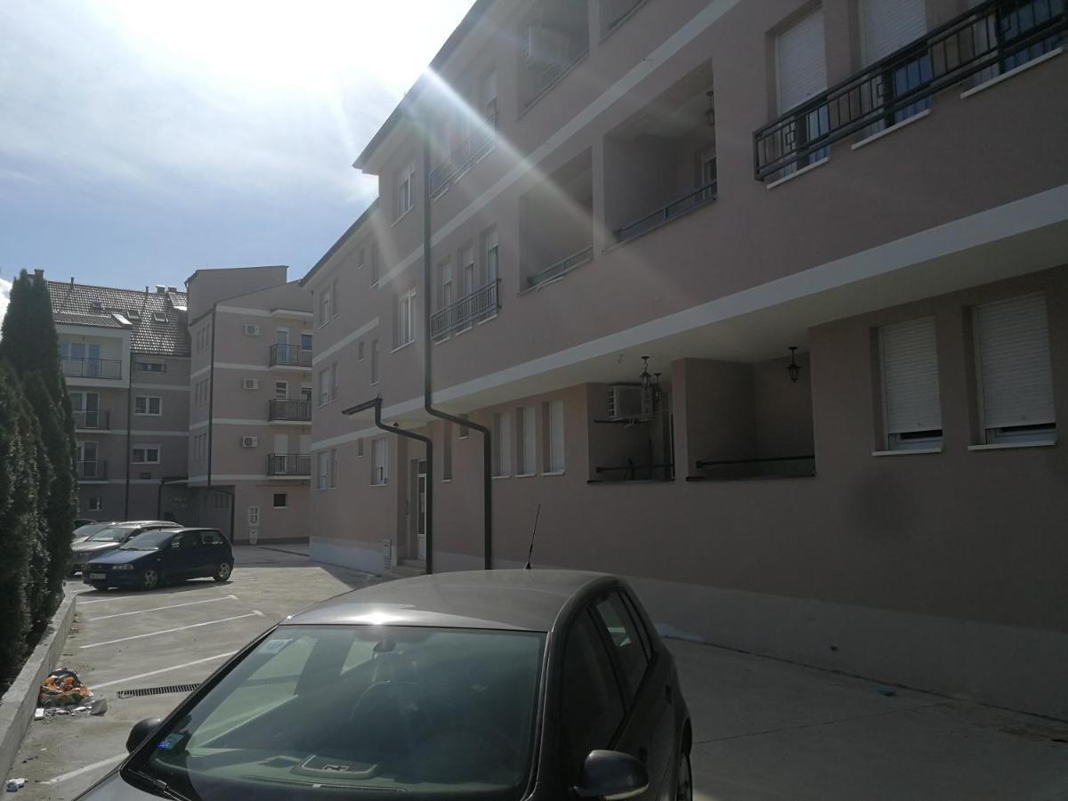 Apartmán Danica Sremska Mitrovica Exteriér fotografie
